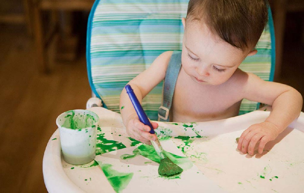画画不仅能让孩子成为“艺术家”，更会收获5大好处。