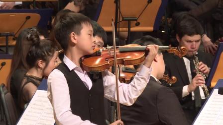小提琴的启蒙是从幼儿开始的，这是由小提琴的乐器特点决定的。