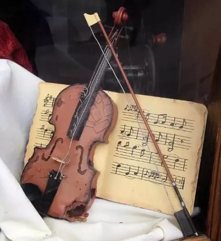 音阶练习对小提琴演奏能力的重要性。